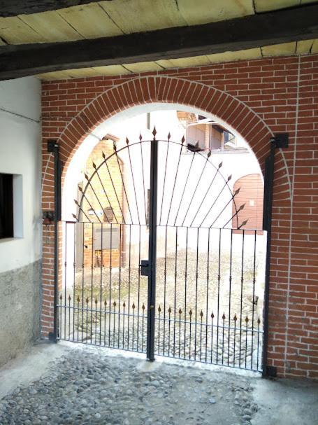 Borgo Antico Chalet Appartamenti Fara Novarese Dış mekan fotoğraf